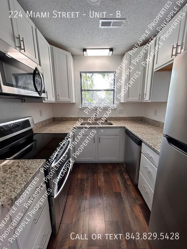 Building Photo - 224 Miami St Unit B