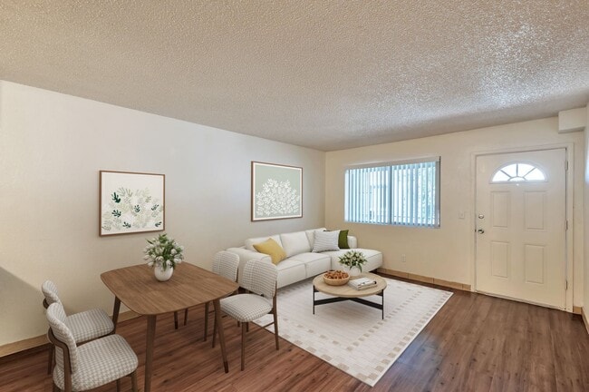 Orangewood Place Apartments
