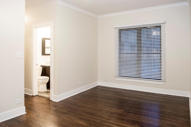 Photo - 730 W Roscoe St Unit 2W