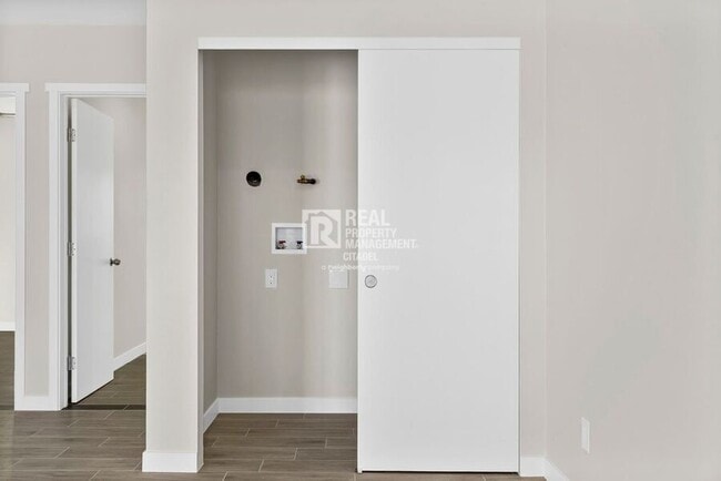 Photo - 940 E Anahurst Pl Casa