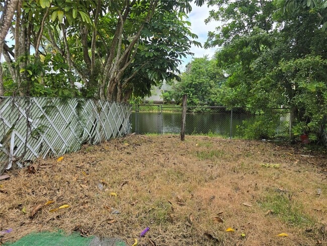 Photo - 1231 Seaview