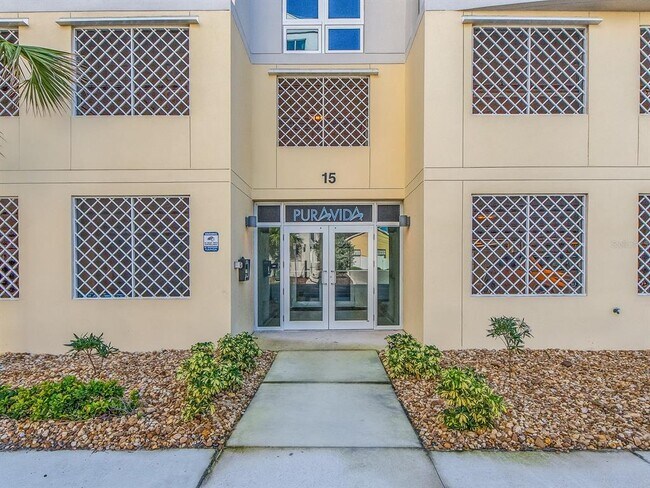 15 Avalon St Unit 701