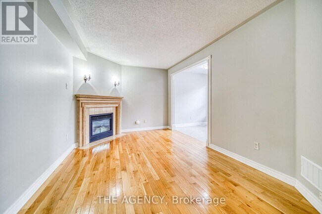 Photo - 48 Chiara Dr