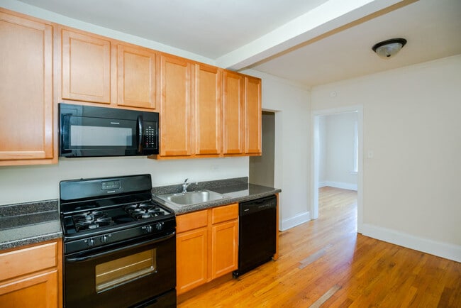 Photo - 4202 N Kimball Ave Unit 1W