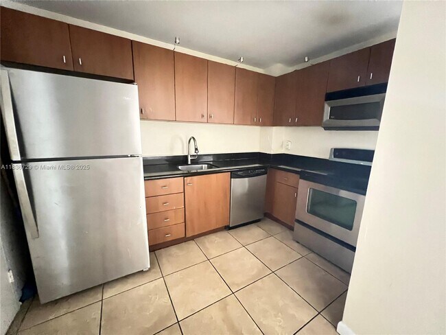 Photo - 401 Golden Isles Dr Unit 314