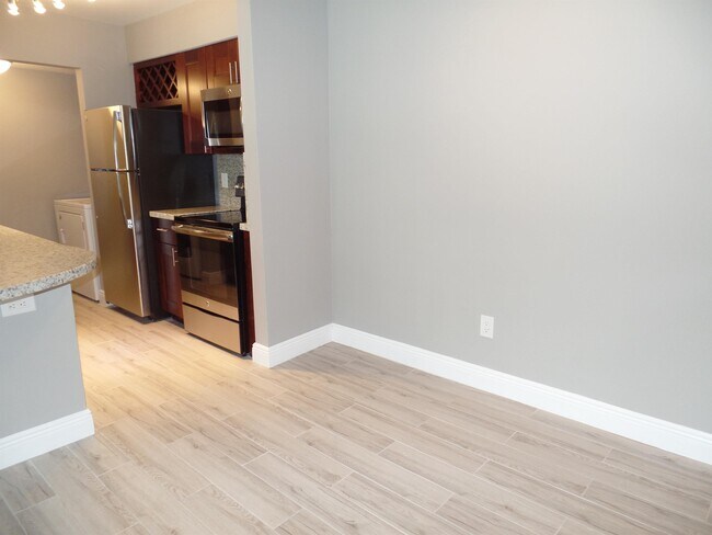 Photo - 1239 SW 46th Ave