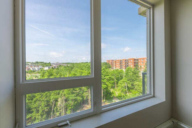 Photo - The Charles Apartments