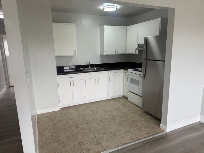 Photo - 95 Clarendon Rd Unit 4