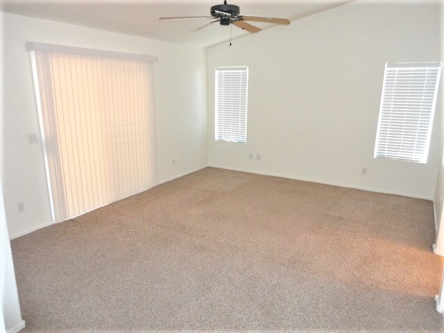 Photo - 9045 W Holly St