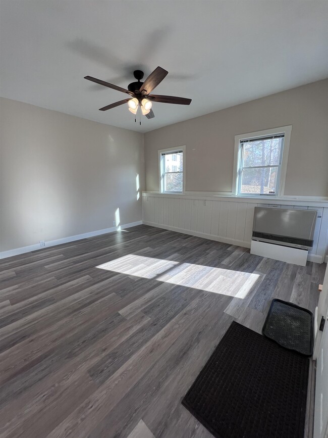 86 Main St Unit 1