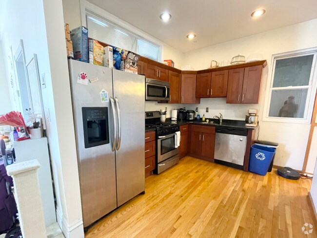 Building Photo - 775 Parker St Unit 1 Rental