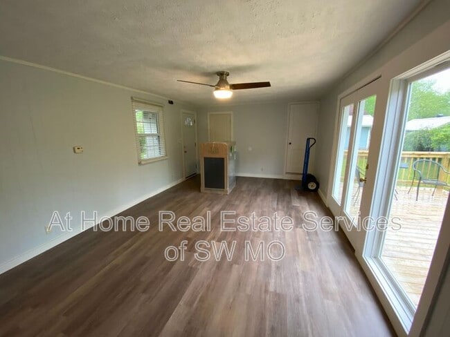 Photo - 2630 E Cherry St