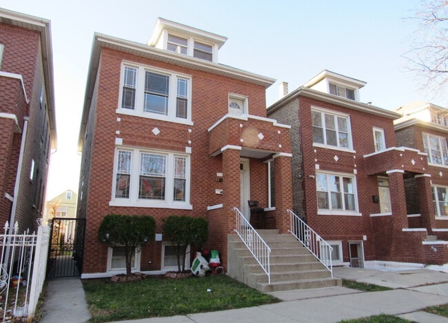 Photo - 4616 S Spaulding Ave Unidad #2