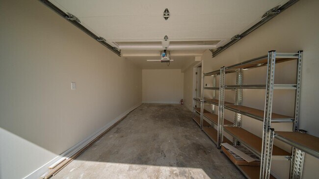 Photo - 1541 W 65th St