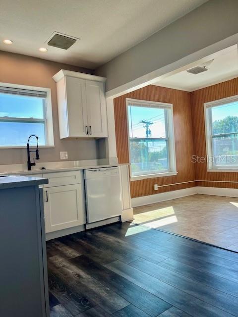 Photo - 3102 E 7th Ave