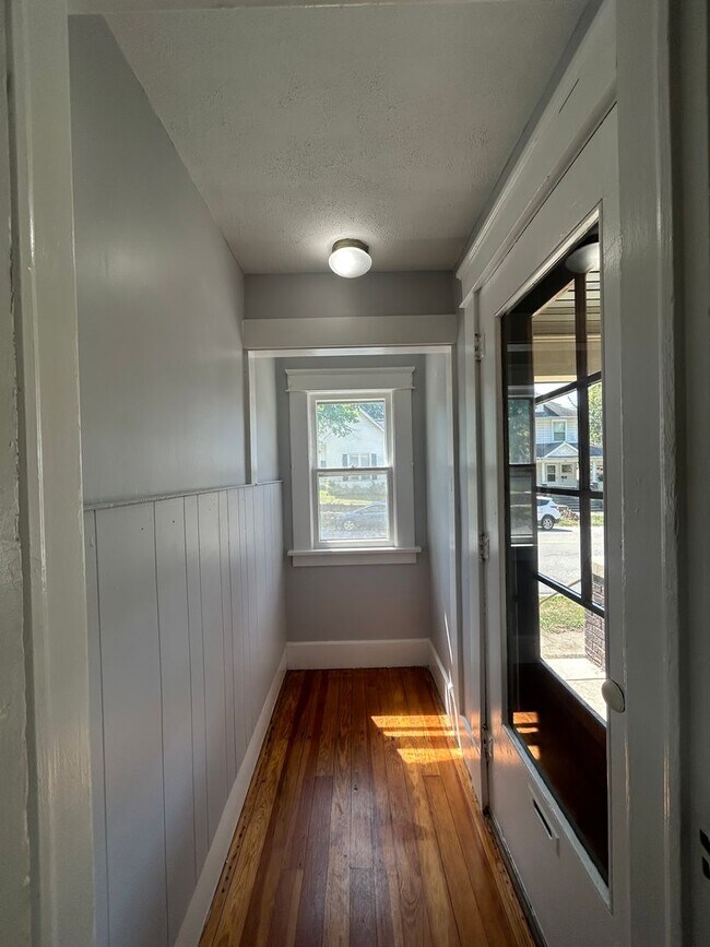 Photo - 616-618 W Pike Street Unit 618 W Pike Street