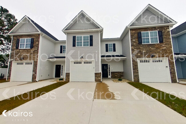 Photo - 3701 Oak Leaf Wy Townhome