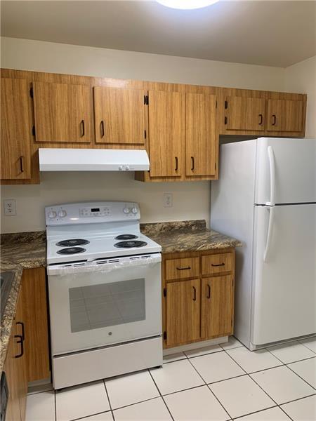 Photo - 6001 Shaker Wood Cir Unit 208