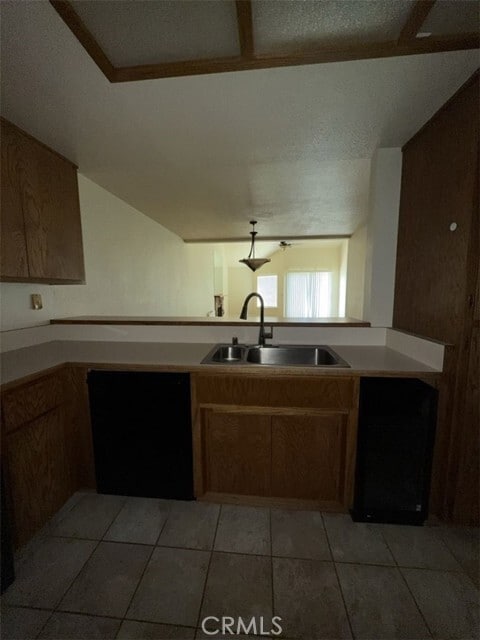 Photo - 10 Royale Ave Unit 37