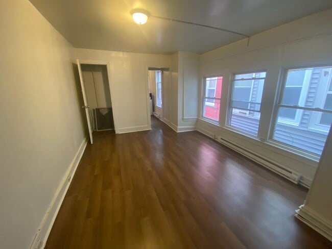 Photo - 323 N 9th St Unit 2
