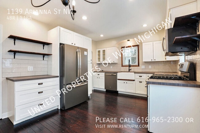 Photo - 1139 Arianna St NW