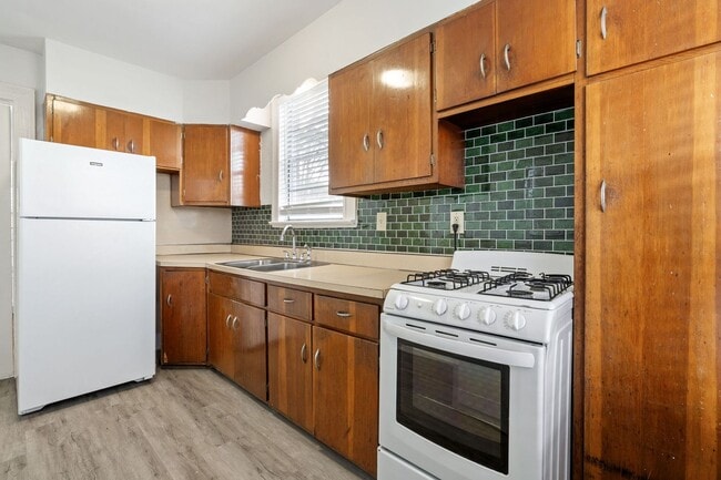 Photo - Redmont Place