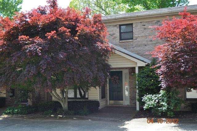 Building Photo - 3499 Lakeside Ct