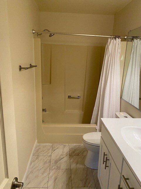 Photo - 422 S 4th St Unit 2