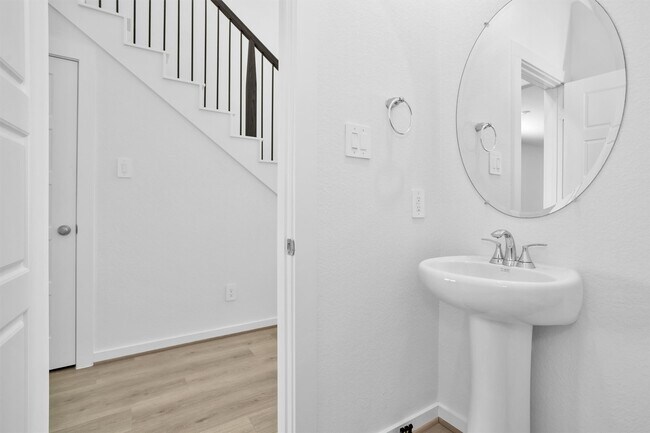 Photo - 304 Willow Sage Ct