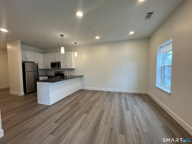 Photo - 414 Berlin Tpke Unidad 1104