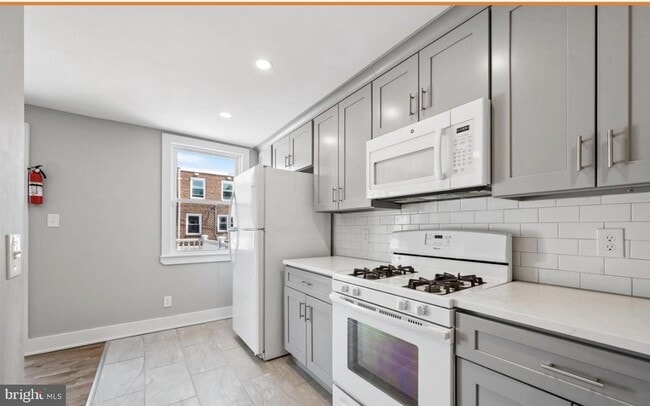Photo - 306 Pine St
