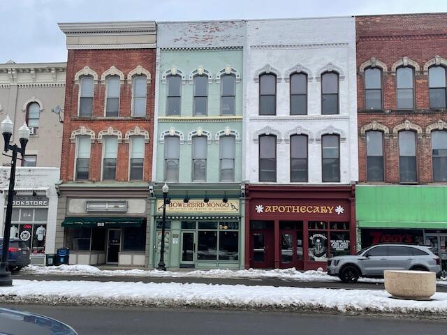 Building Photo - 208 W Michigan Ave Unit 2J