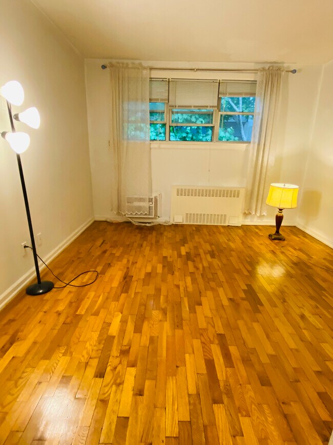 Photo - 11 Bedford Ave Unit #F3