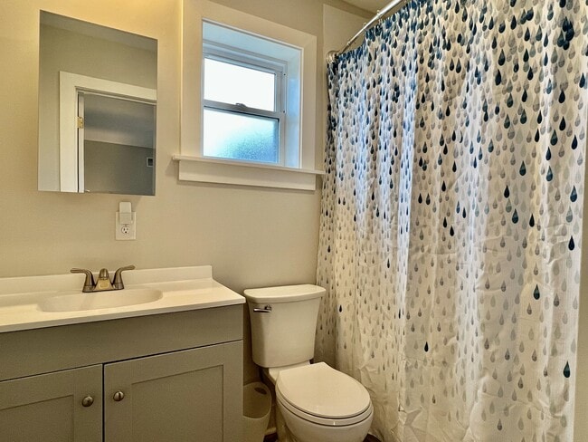 Photo - 211 N Clifton Ave