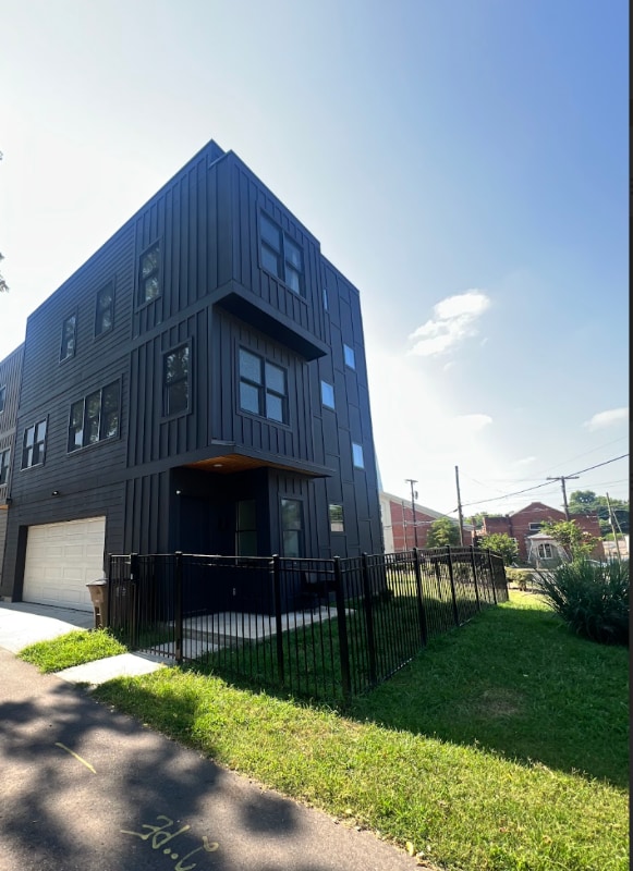Photo - 1258 1st Ave S