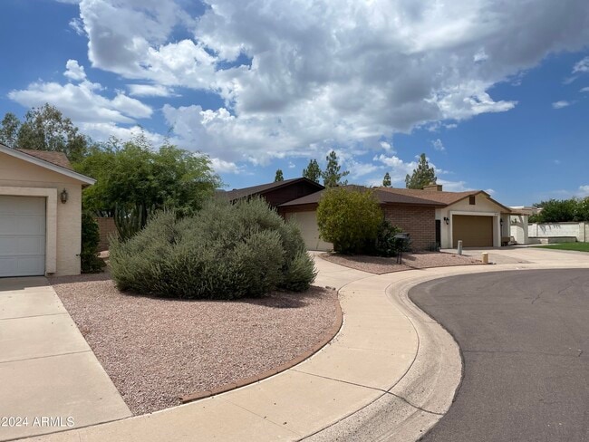 Photo - 8473 E Pierce St