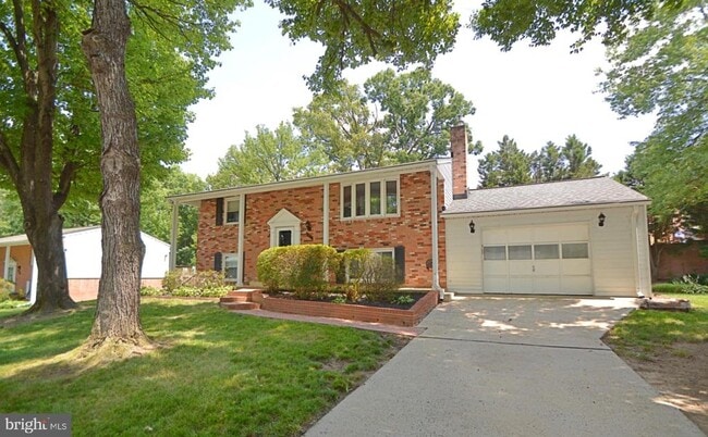 Photo - 6411 Whippany Way