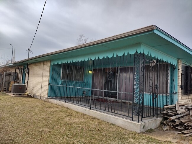 Photo - 1501 SW Monroe Ave