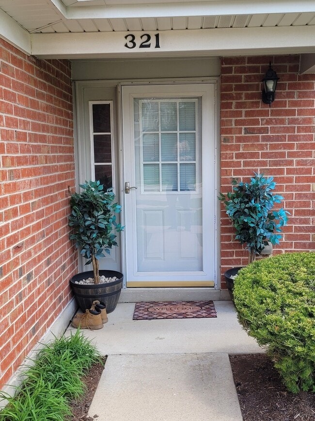 Photo - 321 Sheffield Dr