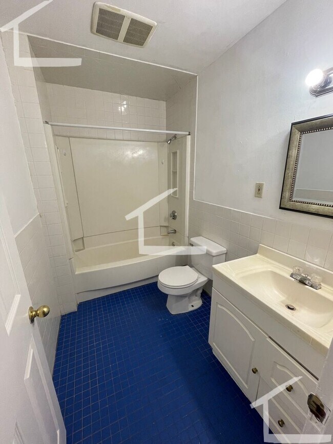 Photo - 39 Dwight St