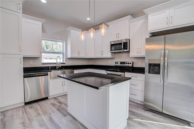 Photo - 5630 Queener Ave