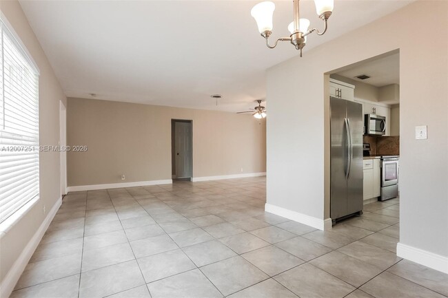 Photo - 2720 SW 18th St