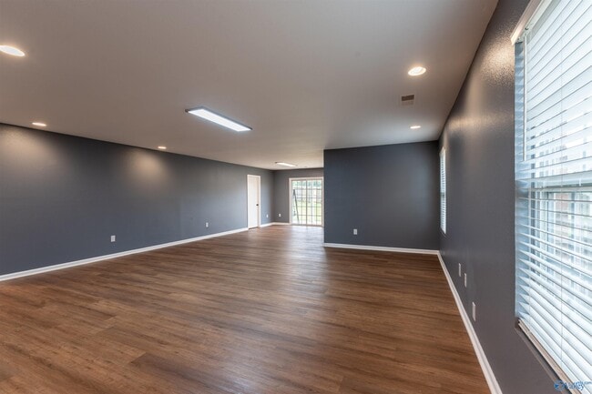 Photo - 2401 Bell Manor Dr SW