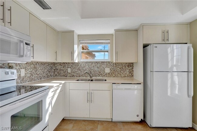 Photo - 706 111th Ave N