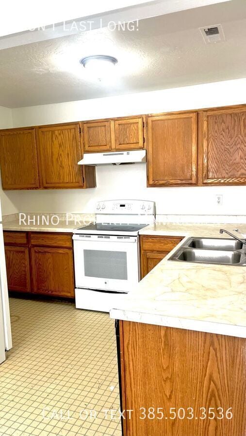 Building Photo - 4866 W 4780 S Unit 2 Rental