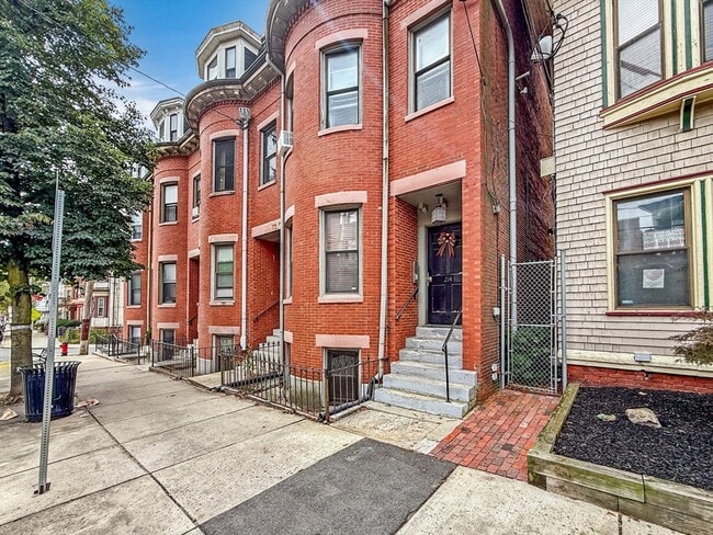 Building Photo - 214 Washington Ave Unit 1 Rental