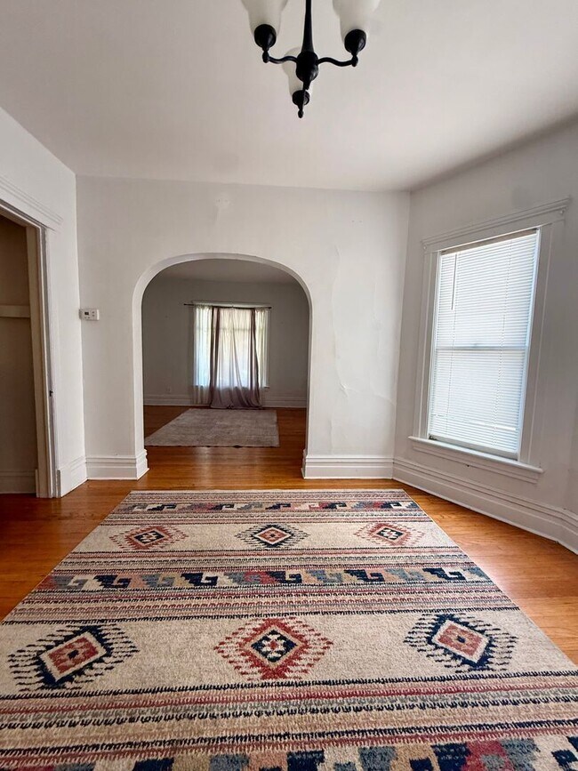 413 Locust St Unidad 1