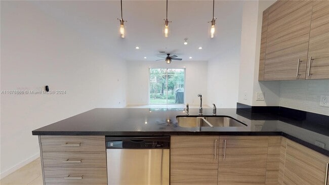 Photo - 2539 SW 82nd Ave