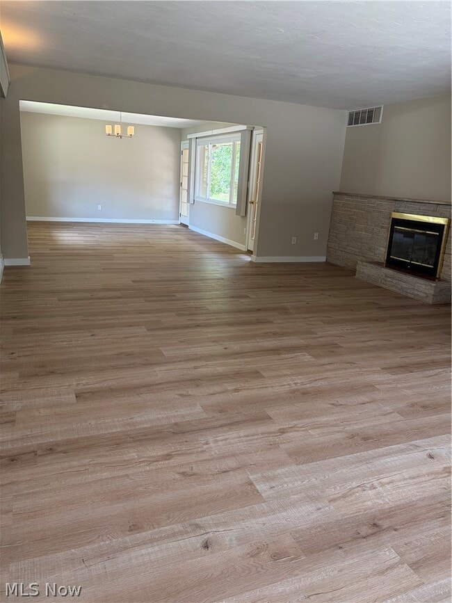 Photo - 2104 Walter Rd
