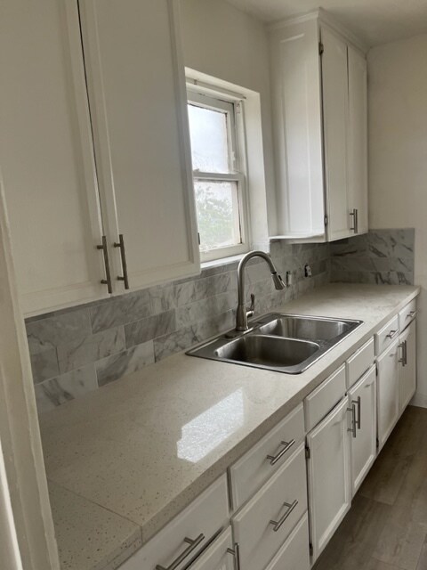 4449 W 62nd St